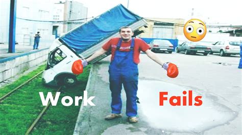 total idiots at work 2021.